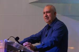 A fé precisa ser ser fé