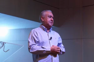 deus faz o que quer e você colhe o que planta